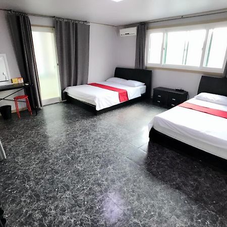 1012 House Namsan Hotel Сеул Екстериор снимка