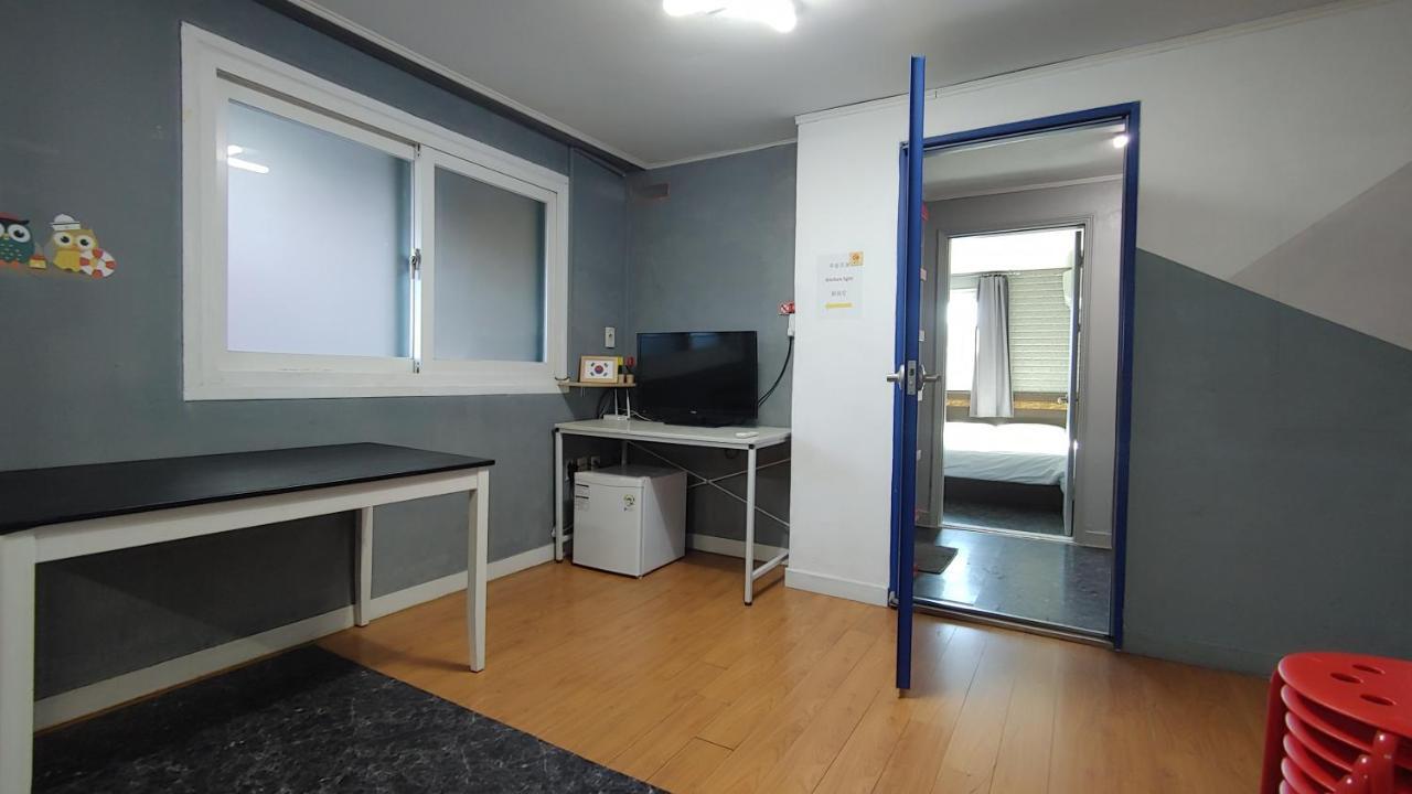 1012 House Namsan Hotel Сеул Екстериор снимка