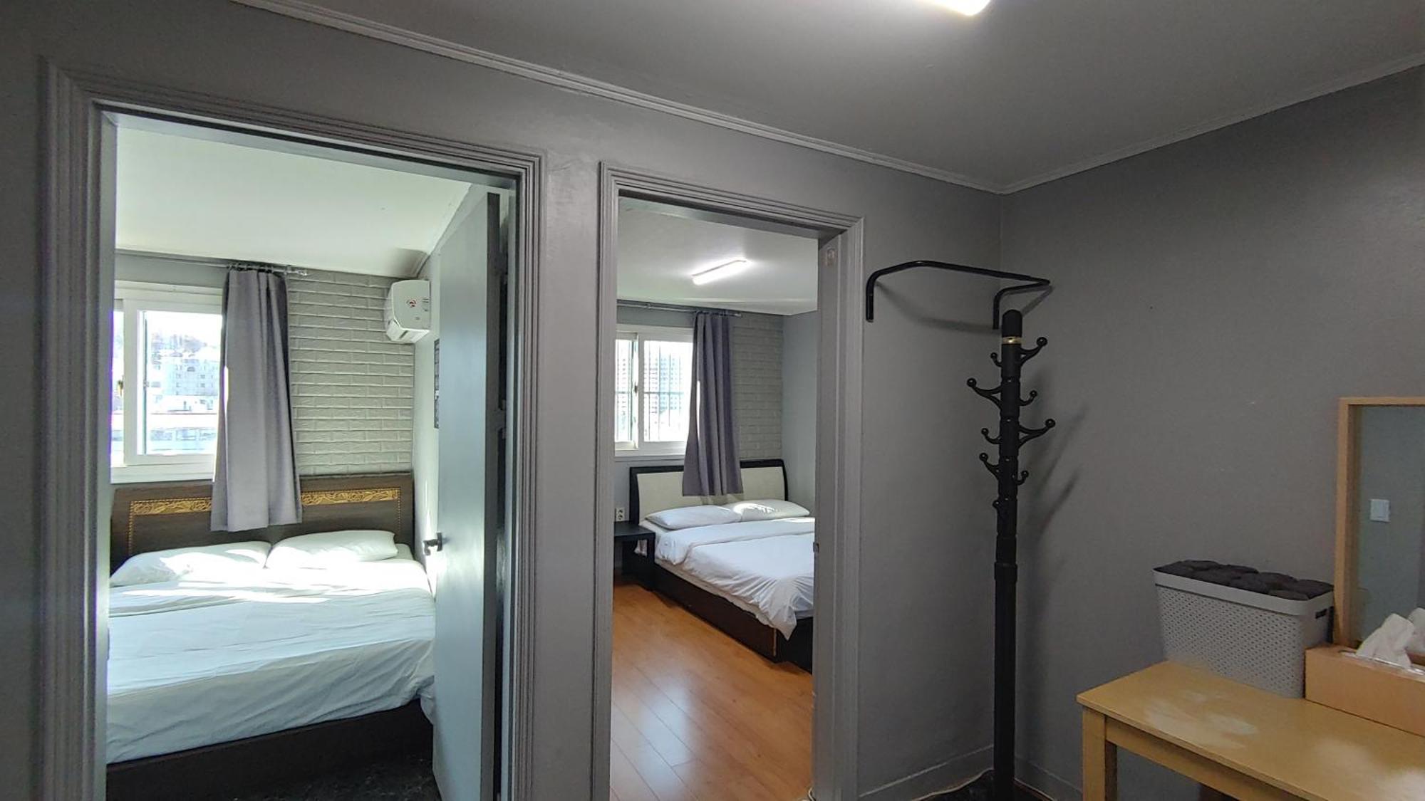 1012 House Namsan Hotel Сеул Стая снимка