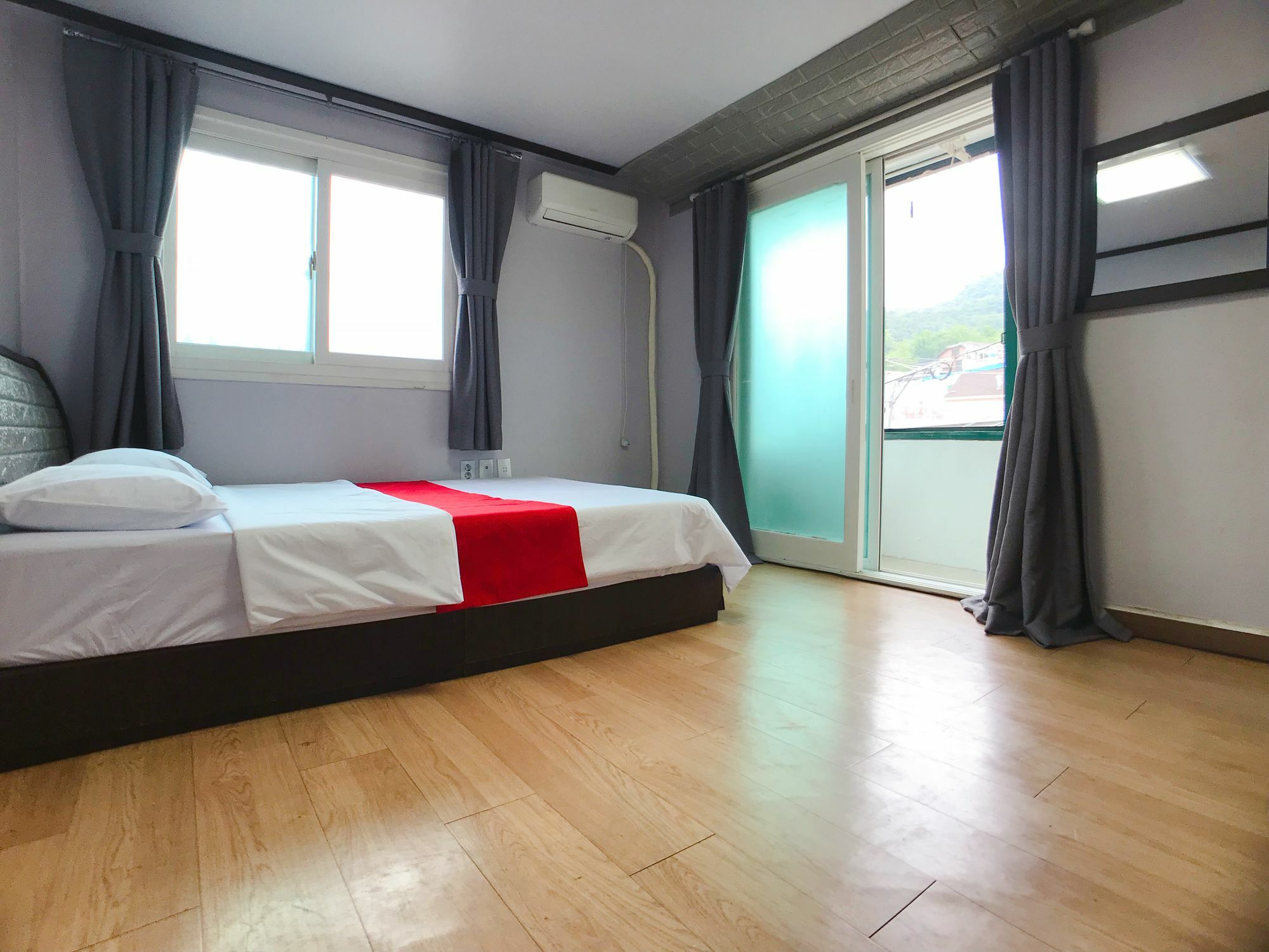 1012 House Namsan Hotel Сеул Екстериор снимка